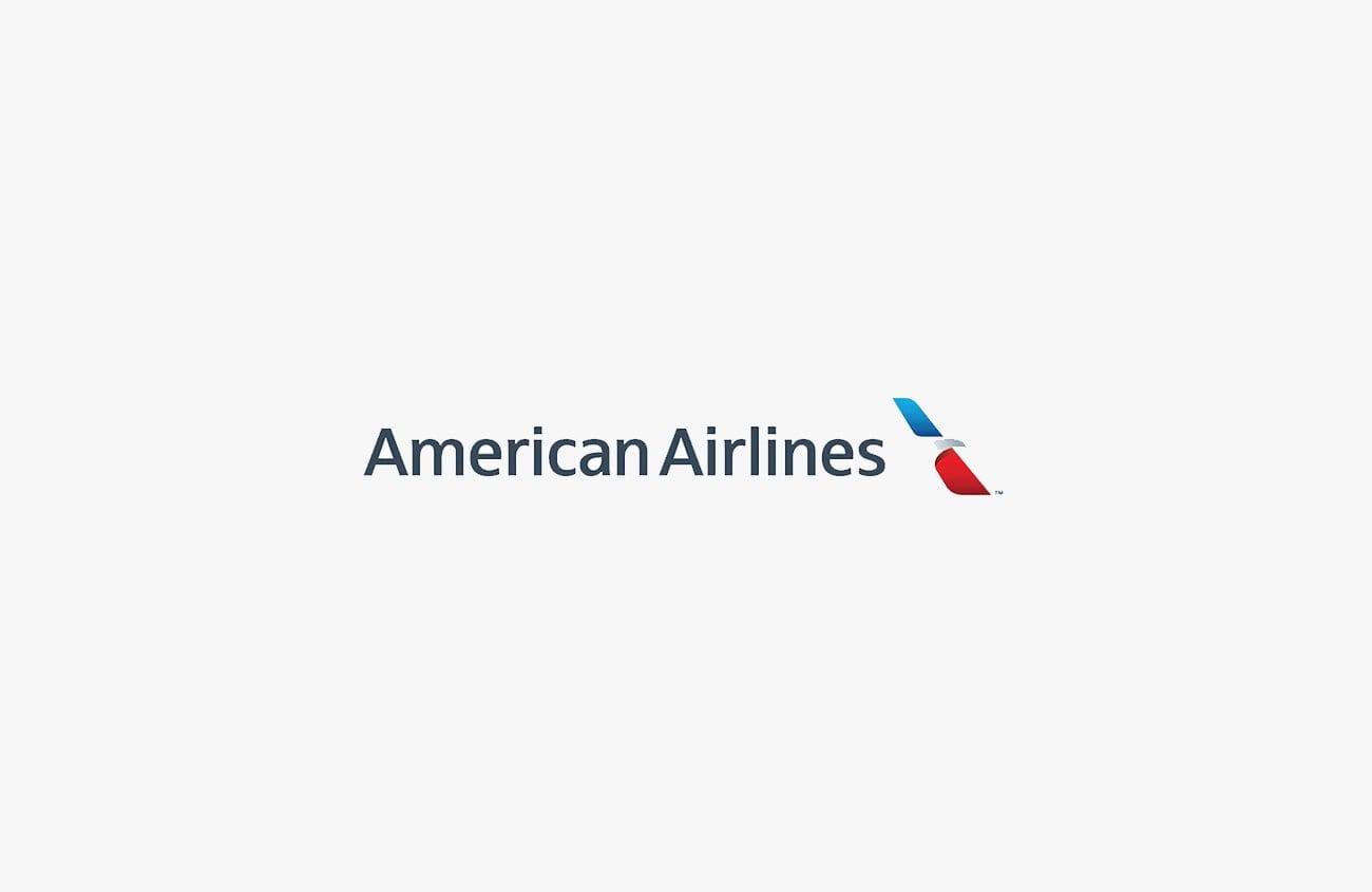 N/A (American Airlines logo or white background are not related to American Airlines food)