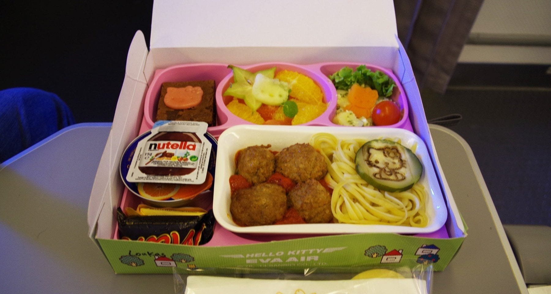 eva air hello kitty meal