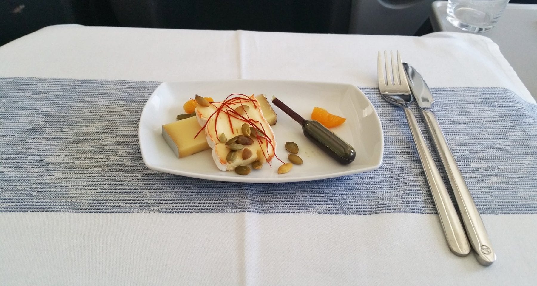 condor airlines business class cheese plate